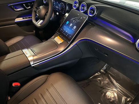 New 2026 Mercedes-Benz GLC 300 image 15