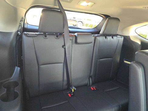 Certified 2026 Toyota Highlander XLE AWD/4WD image 13