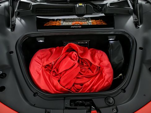 Used 2023 Ferrari SF90 Stradale image 22