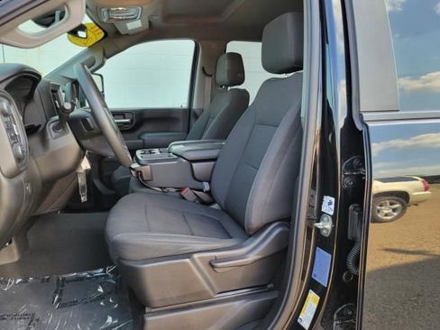 Used 2022 Chevrolet Silverado 2500 Custom w/ Custom Value Package AWD/4WD image 22
