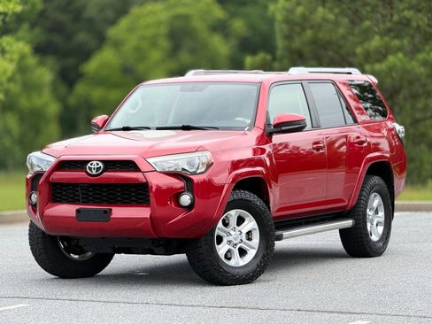 Used 2016 Toyota 4Runner SR5 AWD/4WD image 8