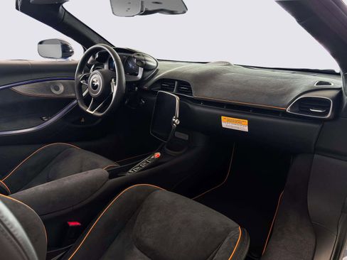 New 2026 McLaren Artura Spider image 35