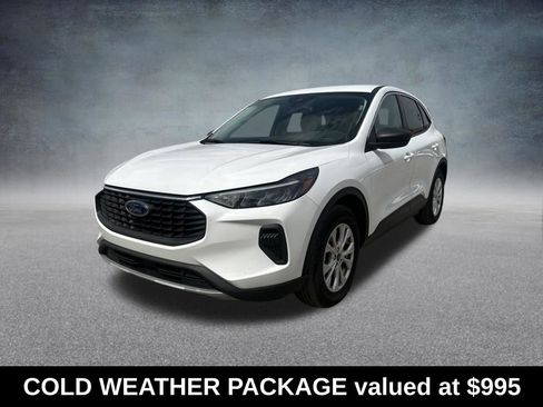 Used 2024 Ford Escape Active w/ Cold Weather Package FWD image 2