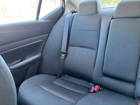 Used 2025 Nissan Altima 2.5 SV FWD image 39