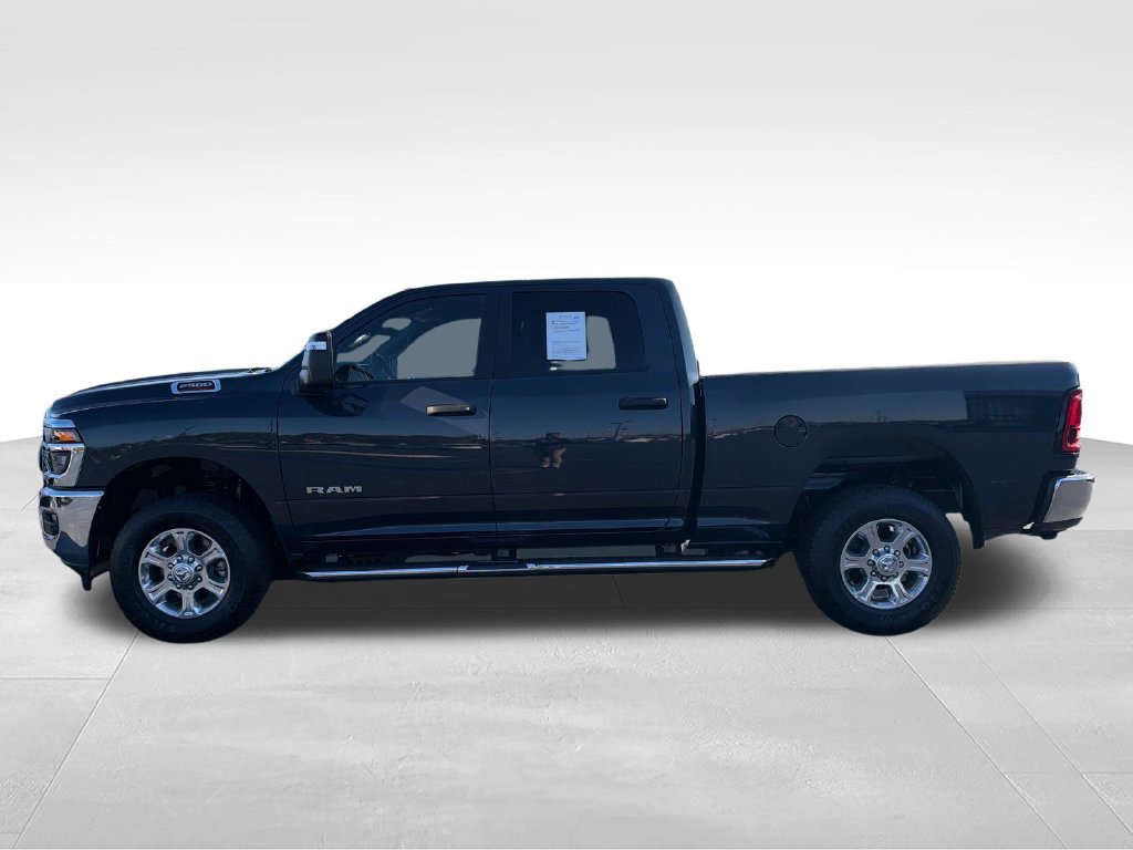 Used 2026 RAM 2500 Big Horn AWD/4WD image 2