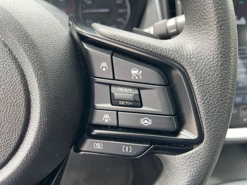 Used 2024 Subaru Crosstrek 2.0i Premium image 32