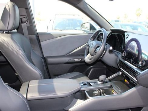 Used 2024 Lexus TX 350 FWD w/ Technology Package image 5