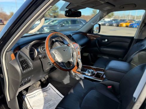 Used 2019 INFINITI QX80 Luxe w/ Proassist Package image 10