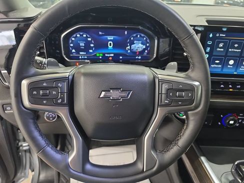 Used 2025 Chevrolet Silverado 1500 RST w/ Convenience Package II AWD/4WD image 18