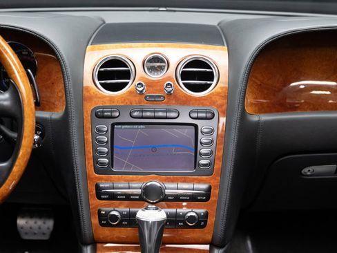 Used 2006 Bentley Flying Spur Flying Spur AWD/4WD image 11