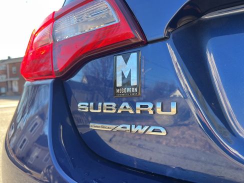 Used 2015 Subaru Legacy 2.5i Limited image 10