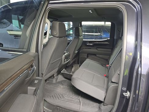 Used 2024 Chevrolet Silverado 1500 RST w/ Convenience Package II AWD/4WD image 19