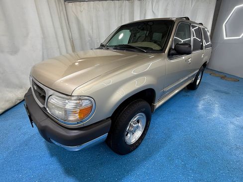 Used 1999 Ford Explorer 4WD 4-Door image 5