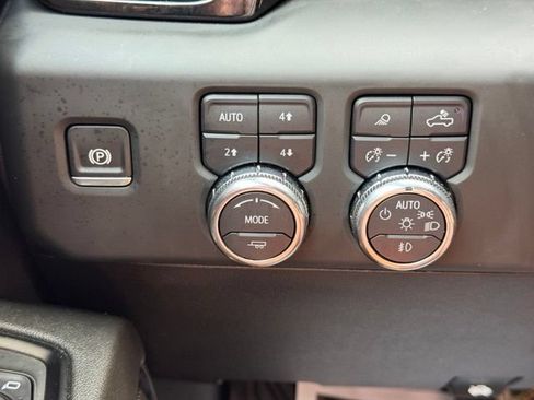 Certified 2024 GMC Sierra 2500 AT4 w/ AT4 Premium Plus Package AWD/4WD image 34