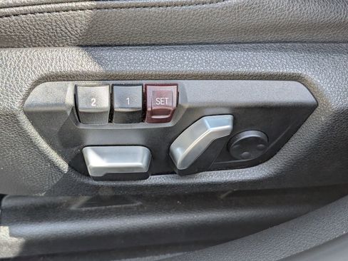 Used 2018 BMW 330i Sedan image 18