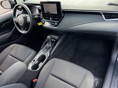 Used 2023 Toyota Corolla LE image 21