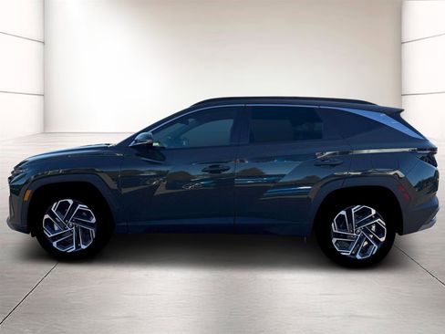 New 2026 Hyundai Tucson Limited FWD image 3