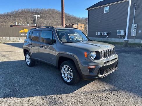 Used 2021 Jeep Renegade Sport w/ Sport Appearance Group image 7