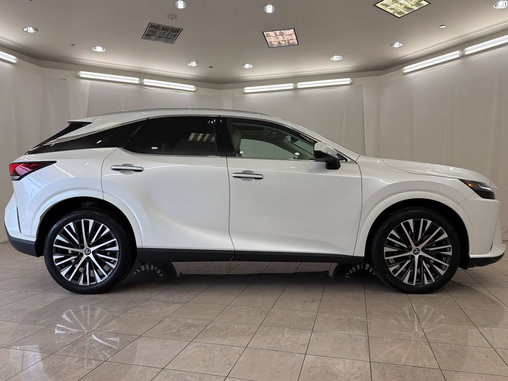 Certified 2023 Lexus RX 350 Premium Plus w/ Cold Area Package AWD/4WD image 11