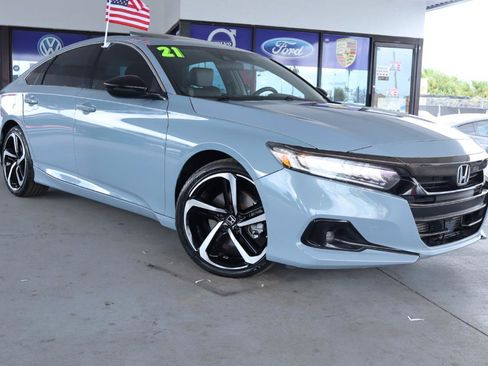 Used 2021 Honda Accord Sport image 3