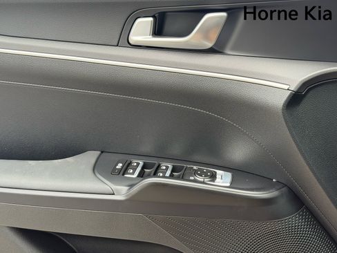 New 2025 Kia K5 LXS image 19