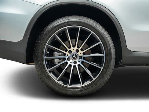 Used 2018 Mercedes-Benz GLC 300 4MATIC Coupe image 33