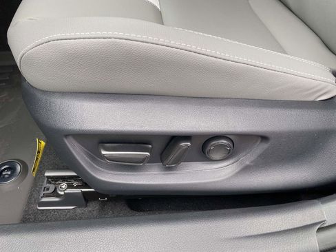 New 2026 Toyota Camry SE FWD image 17