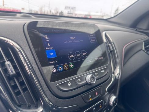 Used 2024 Chevrolet Equinox RS w/ RS Leather Package image 18