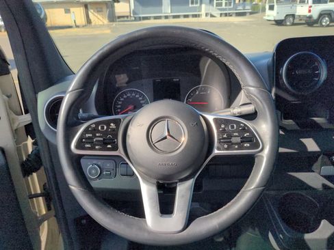 Used 2019 Mercedes-Benz Sprinter 170 image 17