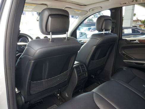 Used 2011 Mercedes-Benz ML 350 2WD image 25
