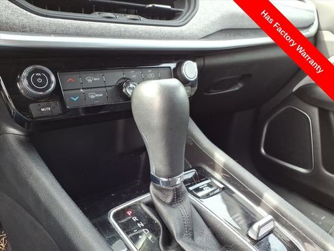 Used 2024 Jeep Compass Latitude image 21