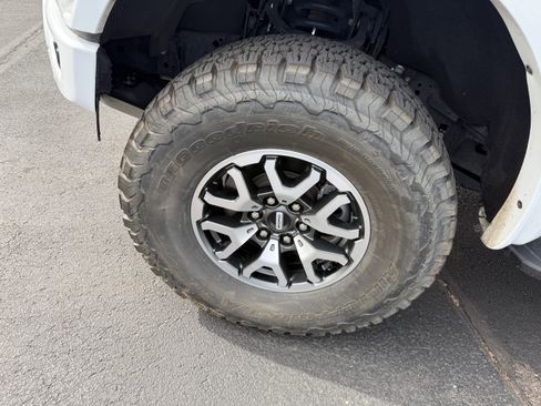 Used 2023 Ford F150 Raptor image 4