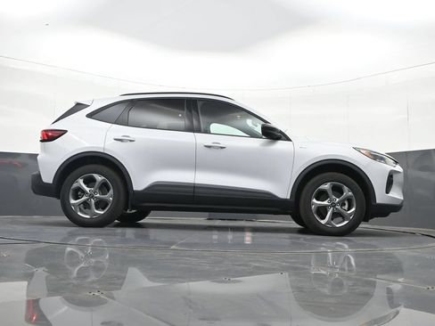 Used 2025 Ford Escape ST-Line AWD/4WD image 36