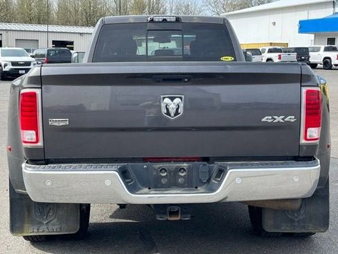 Used 2018 RAM 3500 Laramie image 9
