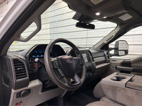 Used 2020 Ford F250 XLT AWD/4WD image 12