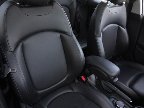 Used 2019 MINI Cooper S image 14