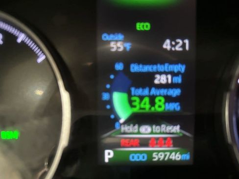 Certified 2022 Toyota RAV4 XLE image 7