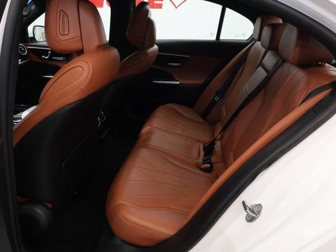 Used 2022 Mercedes-Benz C 300 4MATIC Sedan image 14