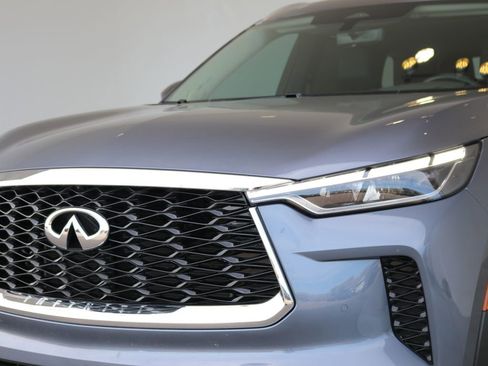 Certified 2023 INFINITI QX60 Sensory w/ Vision Package AWD/4WD image 12