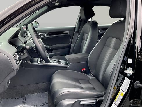 Used 2025 Honda Civic Sport image 8