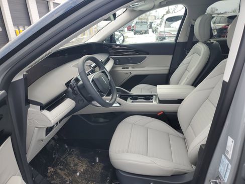 New 2026 Lincoln Nautilus Reserve image 11