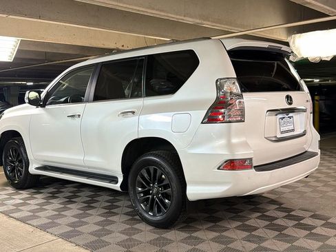 Used 2023 Lexus GX 460 Premium w/ Premium Package AWD/4WD image 7