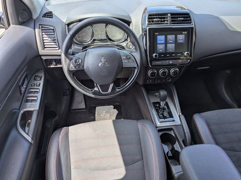 Used 2025 Mitsubishi Outlander Sport SE AWD/4WD image 24