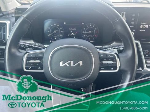 Used 2023 Kia Sorento SX AWD/4WD image 22