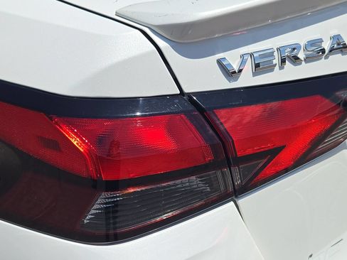 Used 2025 Nissan Versa SR w/ Trunk Package FWD image 20