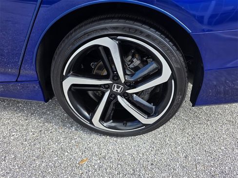 Used 2022 Honda Accord Sport image 17