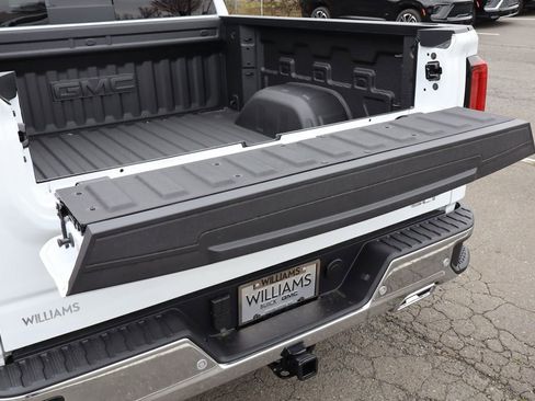 New 2026 GMC Sierra 1500 SLT w/ SLT Premium Plus Package image 9