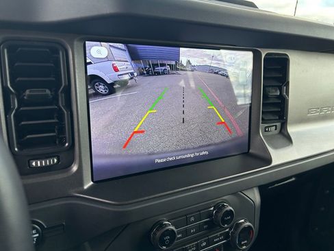 Used 2025 Ford Bronco Badlands AWD/4WD image 20