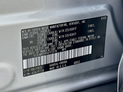 Used 2025 Toyota RAV4 LE image 31