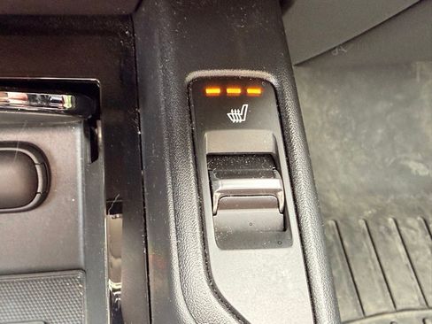Used 2022 Kia Telluride S AWD/4WD image 18